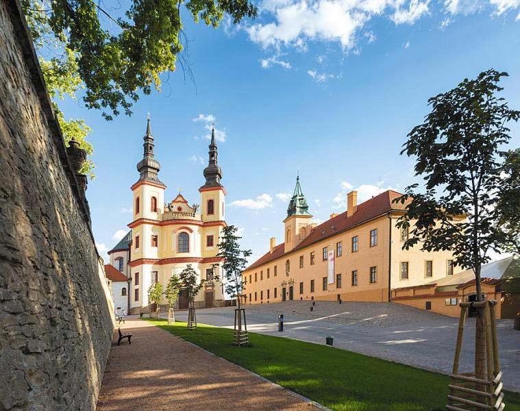 Penzion V Podzamci Litomysl Bagian luar foto