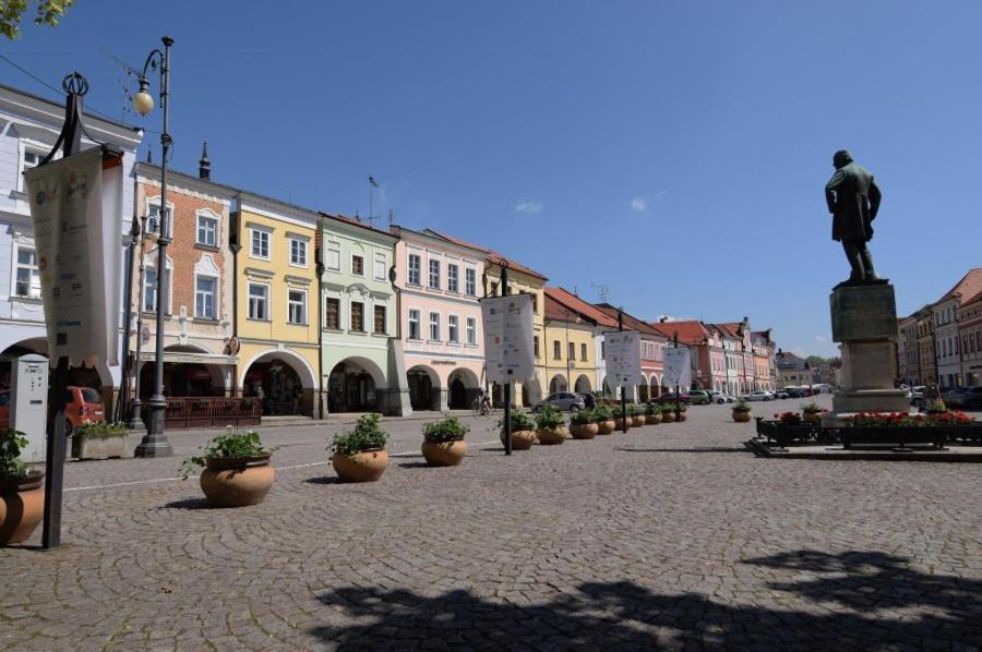 Penzion V Podzamci Litomysl Bagian luar foto